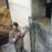 Алмазная резка проемов и отверстий в бетонных стенах