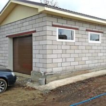 Как построить гараж из пенобетонных блоков?