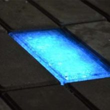 Светящаяся плитка в качестве тротуарного покрытия