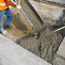 Заливка бетона — какие погодные особенности?