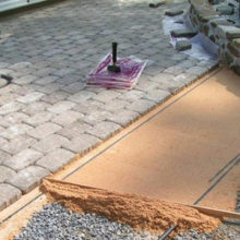 Монтаж тротуарной плитки на бетон своими руками