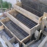 Руководство по самостоятельному возведению опалубки для лестницы из бетона